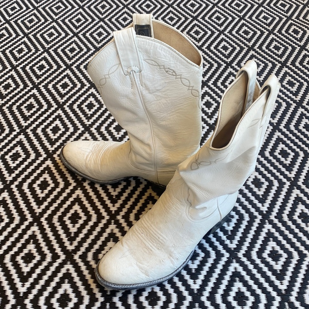 Vintage Larry Mahan white ostrich boots